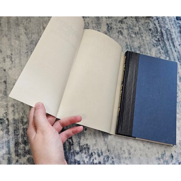 The Dolphin's Bell by Anne McCaffrey ~ 1993 Vintage 1st Edition Hardcover - Picture 13 of 14